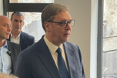 PREDSEDNIK VUČIĆ NA KOMEMORACIJI MILORADU MILINKOVIĆU Ne može da sakrije tugu i bol zbog preminulog reditelja