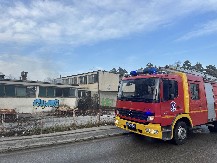 VELIKI POŽAR NA VOŽDOVCU Šest atomobila  je potpuno izgorelo