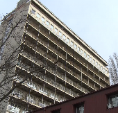 POVEĆAN BROJ OBOLELIH Tiršova zabranila posete, Institut za majku i dede doneo nove mere