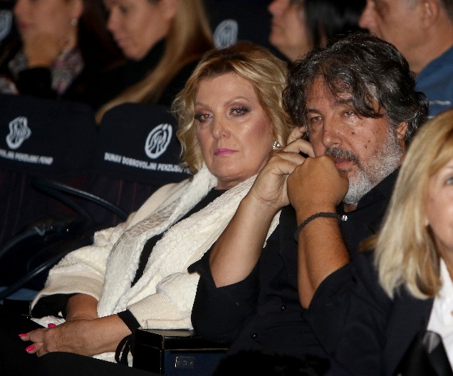 RAZLIKA U GODINAMA IZMEĐU SNEŽANE ĐURIŠIĆ I NJENOG PARTNERA JE ŠOKANTNA! Konačno otkriveno koliko je pevačica zapravo starija od njega