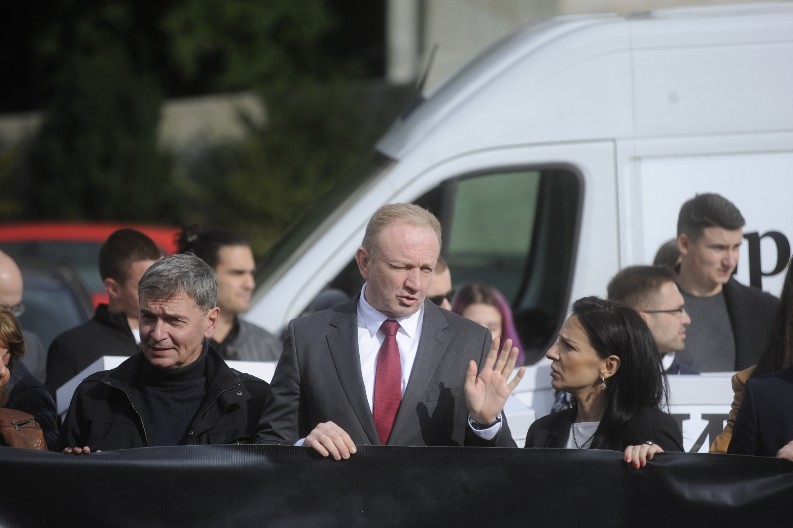 ProGlas i Đilas: Jedno te isto (VIDEO)