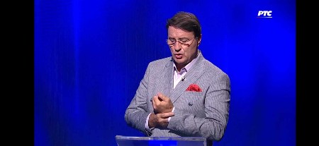 JOVAN MEMEDOVIĆ PREKRŠIO STROGO PRAVILO U POTERI!? Pojavio se snimak, voditelj na žestokom udaru: "Kakva prevara!"