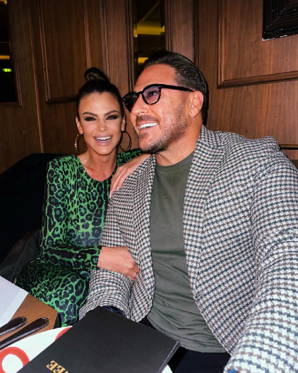 NIKO NIJE ZNAO Pevačica snimala spot u trećem mesecu trudnoće, muž je spojio sa svetskim facama! (VIDEO)