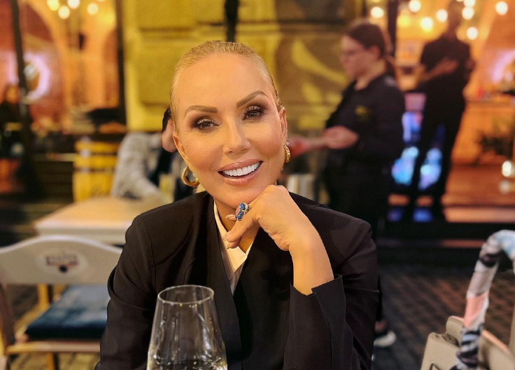 OTKRIVENO ČIME SE LEPA BRENA NEKADA BAVILA! O ovome se godinama ćutalo, a poznata pevačica otkrila pravu istinu!