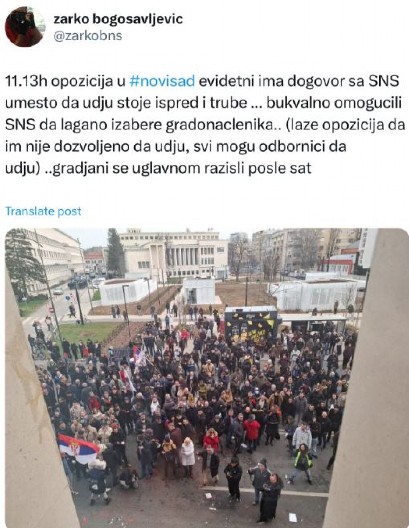 "MOGLI SU DA UĐU, IZABRALI SU NASILJE" Opozicija masno slagala, izabrali da divljaju ispred Gradske skupštine u Novom Sadu