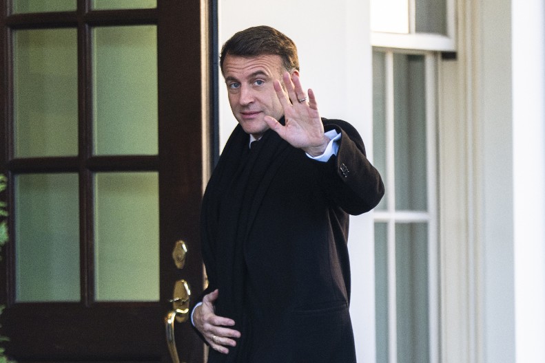 FRANCUSKI NUKLEARNI ŠTIT IZNAD EVROPE Zapadna Evropa sprema čekić za Rusiju