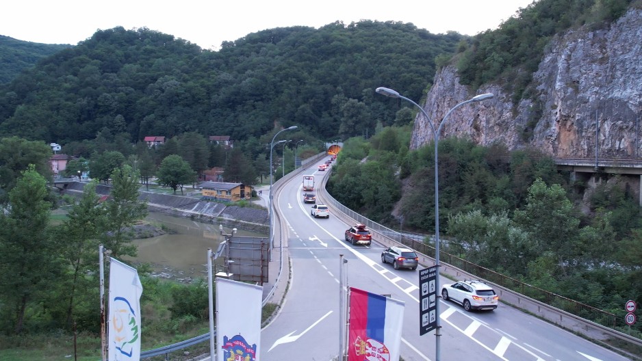 OVO JE SPISAK KRITIČNIH DEONICA, TU SU NAJVEĆE GUŽVE! Oglasio se AMSS