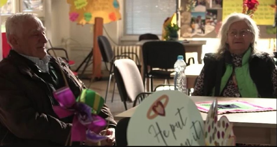 ONA ZVEZDAŠ, JA PARTIZANOVAC, POSVAĐAMO SE, ALI POSLE 3 SATA TRČI KOD MENE": Branko i Olga zaljubili su se u DOMU ZA STARE, ali nisu jedini!