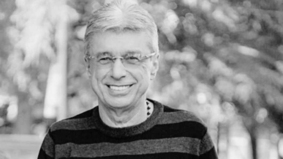 OVO JE POSLEDNJA PESMA KOJU JE KOMPONOVAO SAŠA POPOVIĆ Za sve je zaslužan pobednik Zvezda Granda, a pevao ju je i Milan Stanković