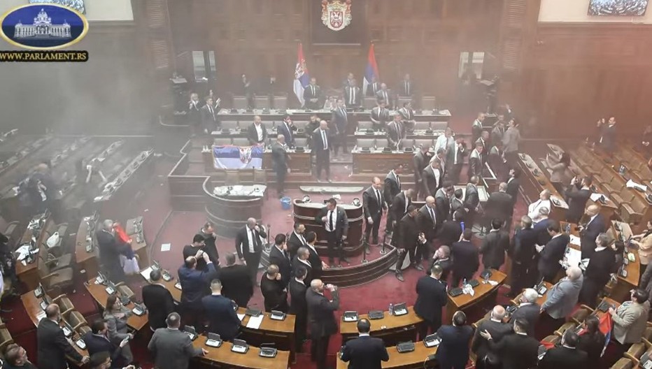 VUČIĆ JE BIO U PRAVU! Opoziciji nije bio samo cilj nasilje u Skupštini! Plan je mnogo strašniji i tiče se studenata (VIDEO)