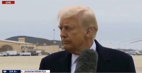 NOVINARKA MIKROFONOM POGODILA TRAMPA U LICE! Snimak incidenta i njegove reakcije postao viralan (VIDEO)