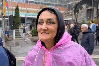 DEMASKIRAJU SE BLOKADERI! Tuzlaci dosli u Beograd da ruše Srbiju!