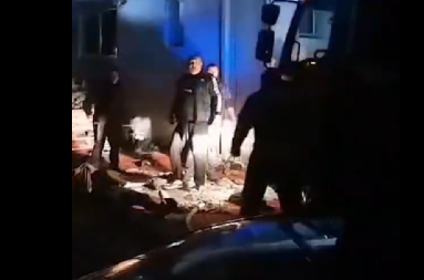 OVAKO JE IZGLEDALA PAKLENA NOĆ U KOČANIMA Probali sami da gase vatru, pa počeo stampedo! "LEŽALA SU MRTVA TELA, MORALI SMO DA IH PRESKAČEMO"