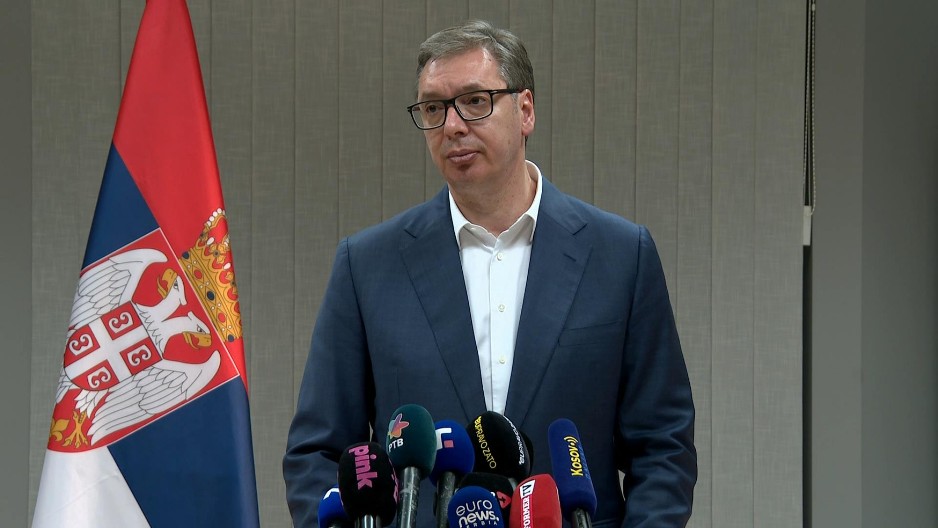 VUČIĆ O ZVUČNOM TOPU Znaju da to nije istina, jedna laž drugu sustiže