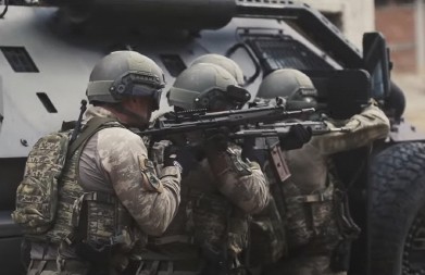 SASTANAK VOJNIH LIDERA U LONDONU Razmatra se slanje vojske u Ukrajinu