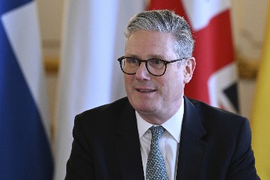 Britanski premijer Starmer: "Putin će prekršiti svaki mirovni sporazum ako Ukrajina..."