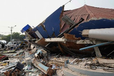 SRUŠEN VRTIĆ TOKOM ZEMLJOTRESA U MJANMARU 12 dece i vaspitačica poginuli u ruševinama! (VIDEO)