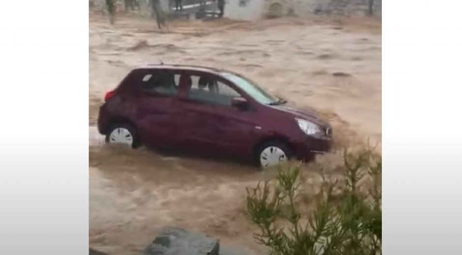 POPLAVE U GRČKOJ SE NE SMIRUJU! Prognoze za sledeću nedelju nisu dobre
