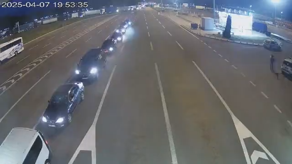 OBAVEŠTENJE ZA VOZAČE! Na ovom graničnom prelazu automobili čekaju tri sata!