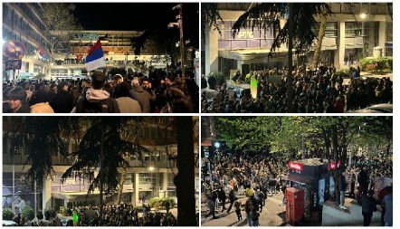 GOTOV TEROR ISPRED RTS-A! Šačica blokadera maltretirala narod (FOTO/VIDEO)