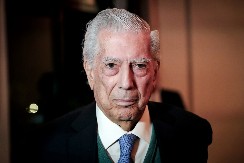 KO JE BIO MARIO VARGAS LJOSA, JEDAN OD NAJZNAČAJNIJIH PISACA XX VEKA? Bavio se politikom i u životu i u romanima