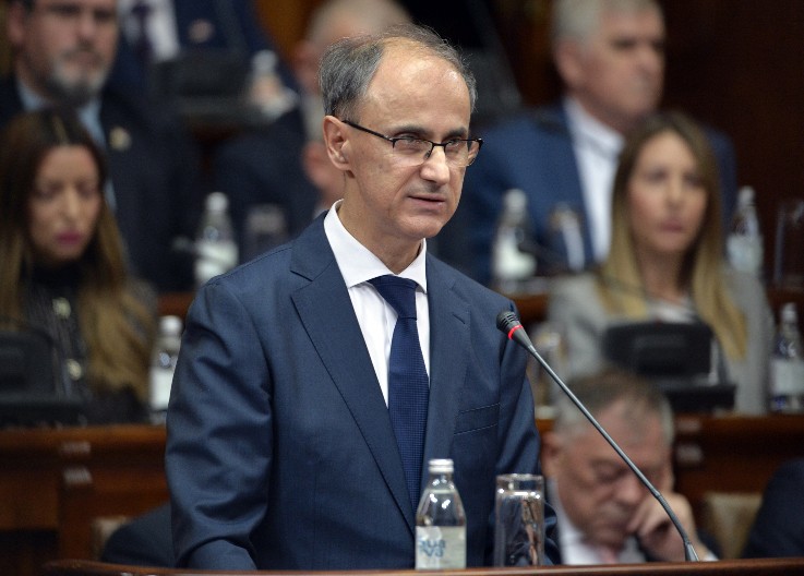 "VREME JE ZA REFORMU OBRAZOVANJA" Macut najavio velike promene