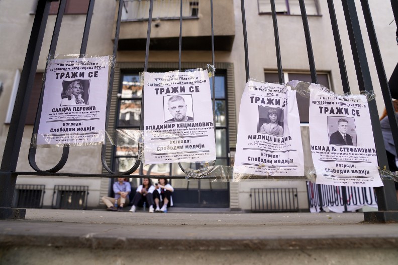 "OVO JE POZIV NA LINČ" RTS osudio nasilje blokadera: Metode koje koriste podsećaju na najmračnije događaje 20. veka!