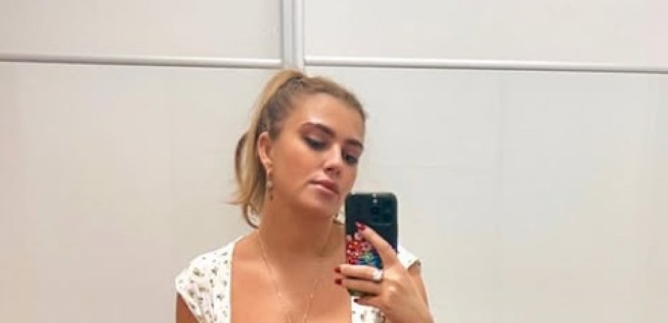 KIJA KOCKAR FARBA JAJA U TURSKOJ! Uživa pored svog dečka, a Uskrs čestitala na ruskom! (FOTO)