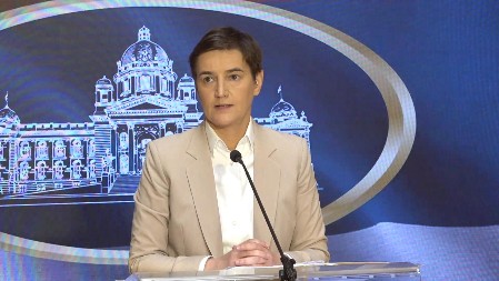 "200 SATI TERORA I MALTRETIRANJA, ZABRANE RADA LJUDIMA!" Brnabić: Pozivam studente blokadere da prekinu sa blokadom RTS-a (VIDEO)