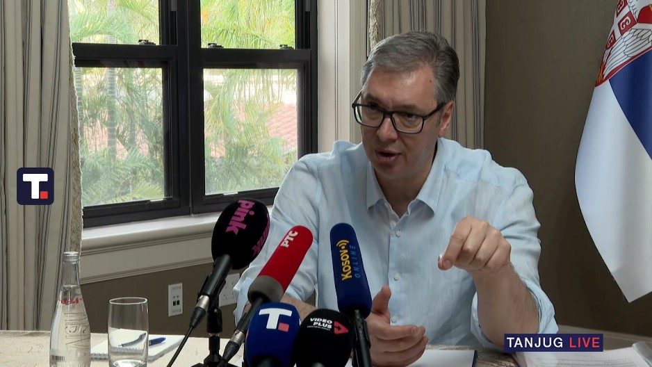 MILIJARDE SU ULOŽENE U MOJE RUŠENJE Vučić: Nisam bio usamljen, narod je bio uz mene - niste uspeli da me srušite! (VIDEO)