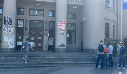 OPŠTA SVAĐA MEĐU BLOKADERIMA! Foteljaši sa Pravnog fakulteta tražili održavanje izbora do kraja juna, sa FON-a im ovako odgovorili
