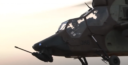 PUTIN DIGAO HELIKOPTERE NAD MOSKVOM, RAKETE LETE NA SVE STRANE Hoće li biti održan Dan pobede? Evo šta se desilo (VIDEO)