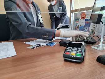 Ljiljana iz Vranja krenula da podigne penziju, a doživela šok: Radnica banke je odmah zvala obezbeđenje