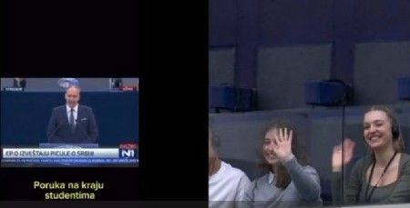 HRVAT BARTULICA KOG SU BLOKADERI POZDRAVLJALI ORGANIZUJE IZLOŽBU O ''ZLOČINIMA'' ANTIFAŠISTA! Veliča Stepinca, pre sedam dana mu se klanjali foteljaši