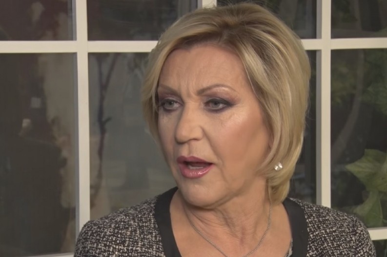 "KADA JE UMRLA, SLAVUJ JE PEVAO SEDAM DANA" Komšije Merime Njegomir otkrile šta se dešavalo nakon njene smrti, detalji lede krv u žilama