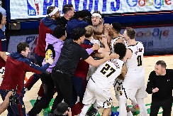 KAKAV ŠOK ZA DENVER Jokićev saigrač mora na hitnu operaciju