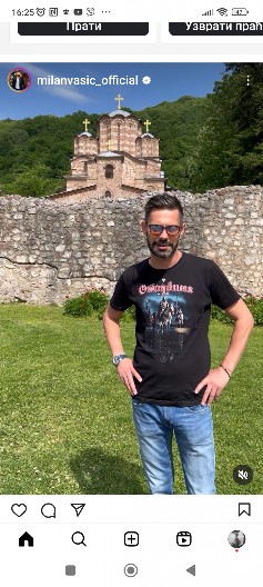 KAO SAV NORMALAN SVET! Naš glumac sa sugrađanima sa Kosova pije pivo ispred prodavnice, objavio sve javno (FOTO)