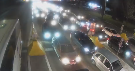 HAOS NA GRANICI Čeka se tri sata na Horgošu (FOTO)