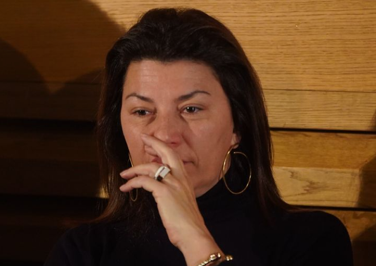 BIĆETE U ŠOKU KADA VIDITE KO JE SESTRA MILENE VASIĆ Pevačica koju svi znate, a tek da vidite kakva je lepotica! (FOTO)