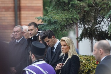 "U MRAKU SOPSTVENE BORBE SAM VIDELA NJEN SVETI LIK" Lena Kovačević neutešna nakon smrti majke