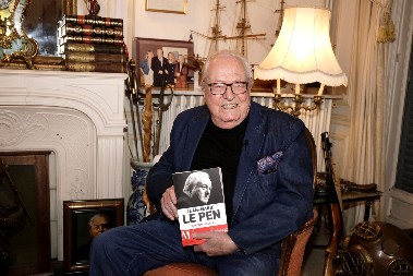 Umro Žan Mari Le Pen