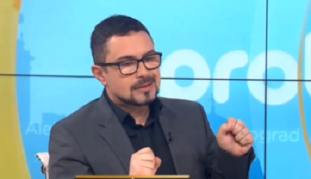 NOVINAR NOVE S: Ja ne vidim kakva je to mana što je za Milu Pajić i Davuda Delimeđca Srebrenica genocid i što slavi "Oluju" u Zagrebu!