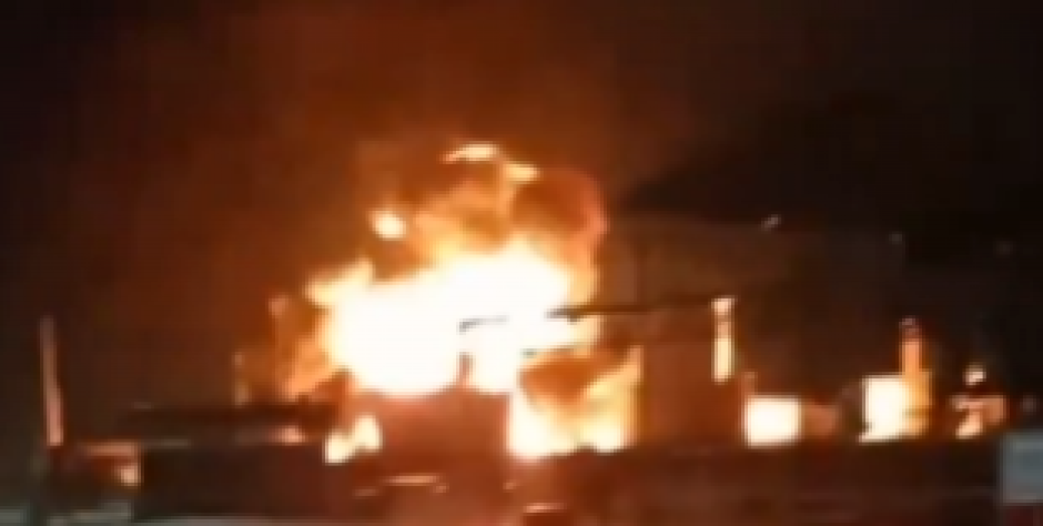 OGROMNA EKSPLOZIJA U SKLADIŠTU ORUŽJA: 13 vojnika se vodi kao nestalo, gust dim i plamen kuljaju u nebo