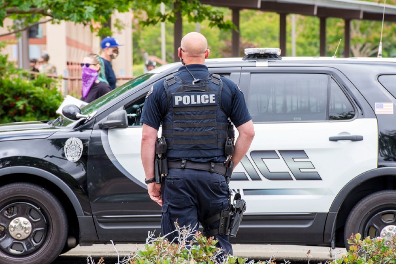 DOK BRISEL SANJA O RASPADU RUSIJE, SAD PRED UNUTRAŠNJIM SLOMOM: Haos u Kaliforniji, optužbe u Vašingtonu