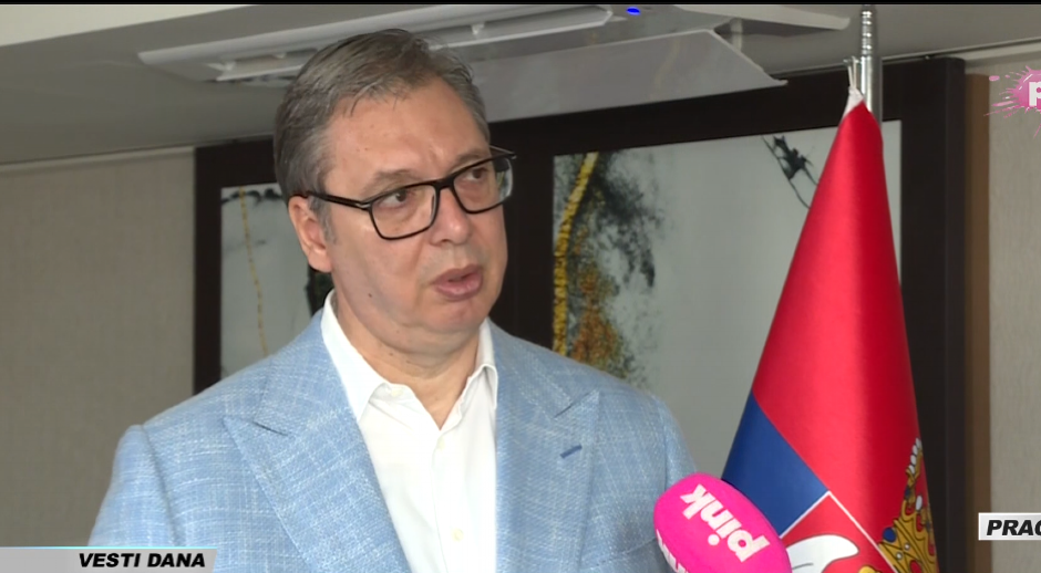 UBRZAJTE RADIKALIZACIJU, ALI MILOST NE OČEKUJTE Vučić iz Praga: Ne mogu da me uplaše pretnje ni blokade