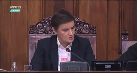 ANA BRNABIĆ DEMASKIRALA OPOTICIJU: “Da li biste bili tako relaksirani da je neko tukao vašu majku ili suprugu kao što su tukli Draganu Ćendić?!”