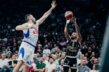 PLJUŠTE ČESTITKE SA SVIH STRANA Oglasio se i FK Partizan nakon titule u ABA ligi