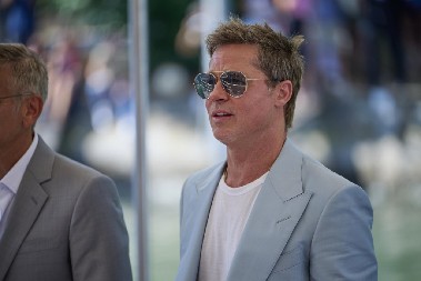 OPLJAČKAN BRED PIT Lepotan se uhvatio za glavu od muke, ali njegova bivša je ipak prošla gore