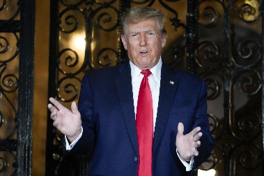 POČINJU PRIPREME ZA UDAR? Blizak saradnik Netanjahua stiže u SAD – Tramp već dao signal