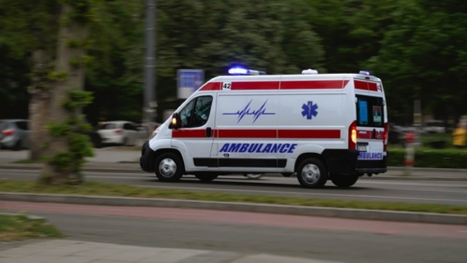 BLOKADERI SVOJIM TEROROM DIREKTNO UGROŽAVAJU ZDRAVLJE GRAĐANA! Zbog njih Hitna pomoć ne može da stigne do ljudi, hitno se oglasilo Ministarstvo zdravlja!